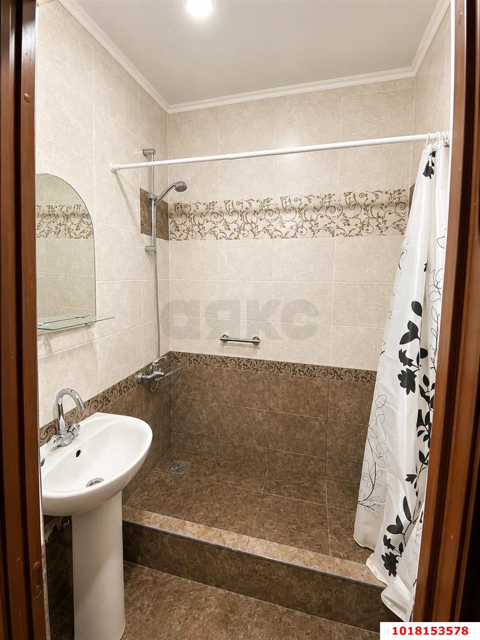 Фото №6: 3-комнатная квартира <span class="whitespace-nowrap">72 м²</span>, <span class="whitespace-nowrap">4/5 эт.</span> - Яблоновский, мкр. жилой комплекс Портрет, ул. Луговая, 7А