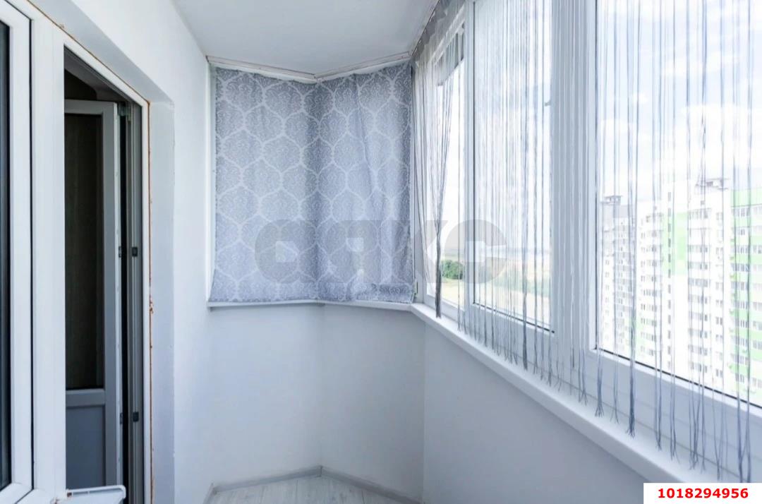 Фото №10: 2-комнатная квартира <span class="whitespace-nowrap">56 м²</span>, <span class="whitespace-nowrap">14/16 эт.</span> - Краснодар, Прикубанский внутригородской округ, Восточный, мкр. жилой комплекс Квартал № 6, ул. Генерал-лейтенанта Александра Сапрунова, 13