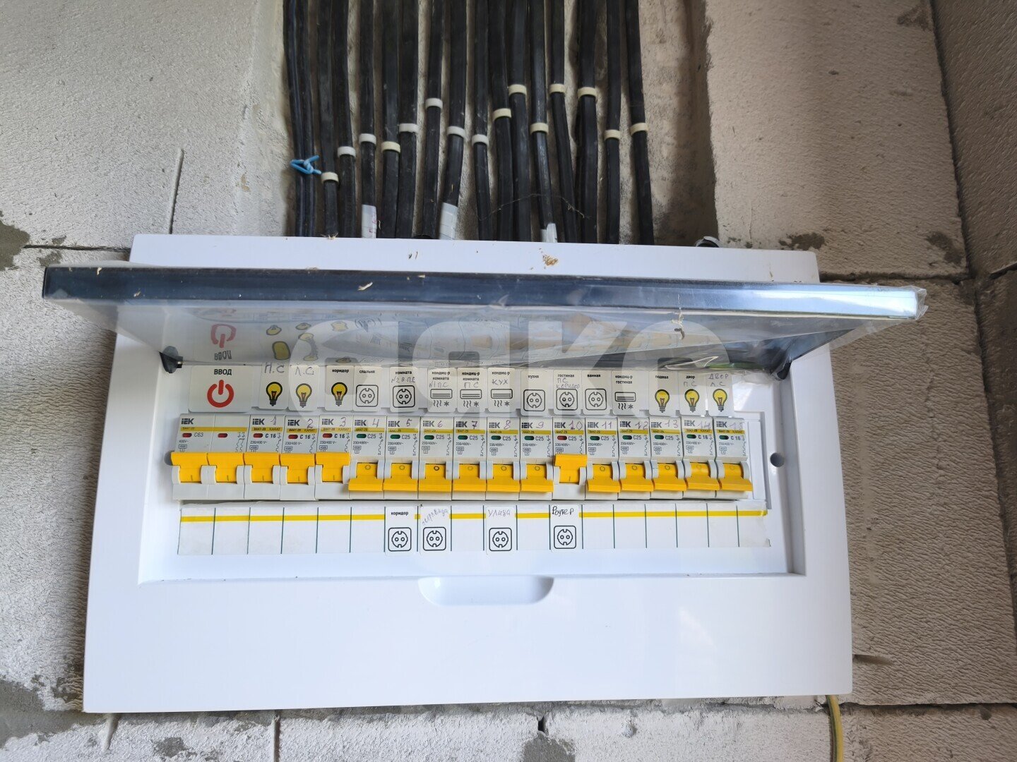 Фото №6: Дом <span class="whitespace-nowrap">90 м²</span> <span class="whitespace-nowrap">+ 7.5 сот.</span>, <span class="whitespace-nowrap">1 эт.</span> - ДНП Предгорье, ул. Русская