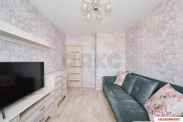 Фото №1: 1-комнатная квартира <span class="whitespace-nowrap">28 м²</span>, <span class="whitespace-nowrap">5/9 эт.</span> - Краснодар, мкр. жилой комплекс Спортивная Деревня, ул. Западный Обход, 42/3к1