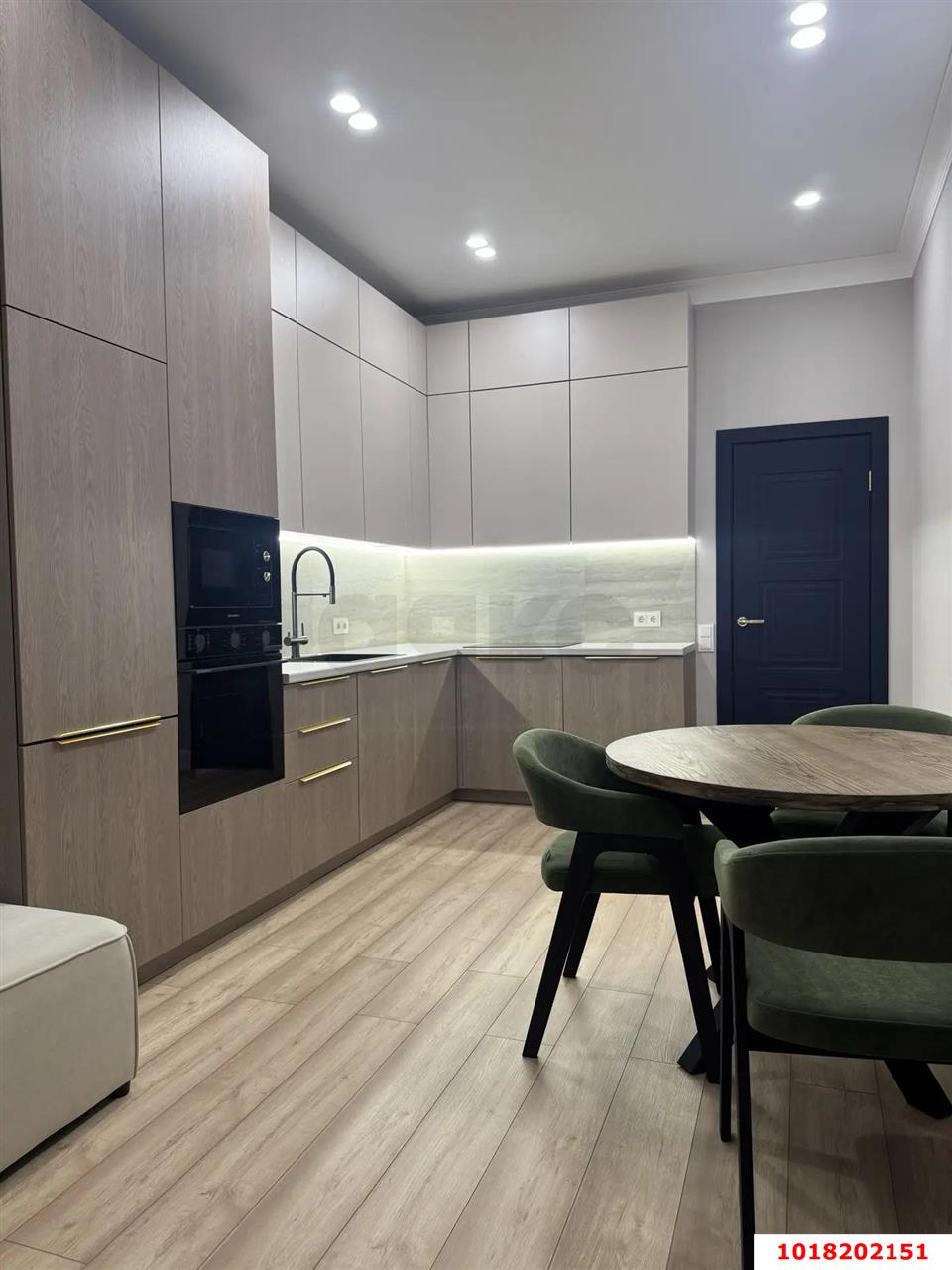 Фото №4: 1-комнатная квартира <span class="whitespace-nowrap">43 м²</span>, <span class="whitespace-nowrap">15/16 эт.</span> - Краснодар, Прикубанский внутригородской округ, мкр. ЖК Самолёт-6, ул. Ивана Беличенко, 84к1