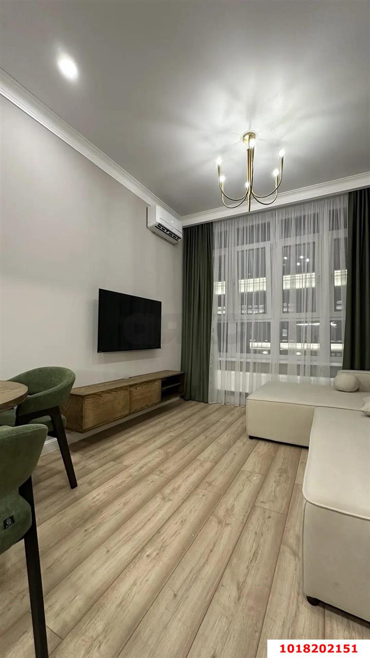 Фото №2: 1-комнатная квартира <span class="whitespace-nowrap">43 м²</span>, <span class="whitespace-nowrap">15/16 эт.</span> - Краснодар, Прикубанский внутригородской округ, мкр. ЖК Самолёт-6, ул. Ивана Беличенко, 84к1