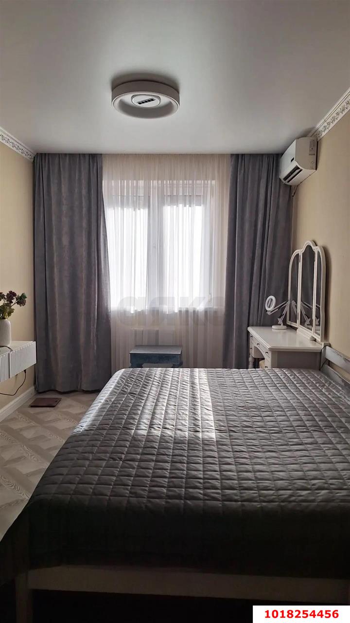 Фото №6: 1-комнатная квартира <span class="whitespace-nowrap">36 м²</span>, <span class="whitespace-nowrap">1/5 эт.</span> - Краснодар, мкр. Прикубанский внутригородской округ, ул. имени В.М. Комарова, 106Бк2