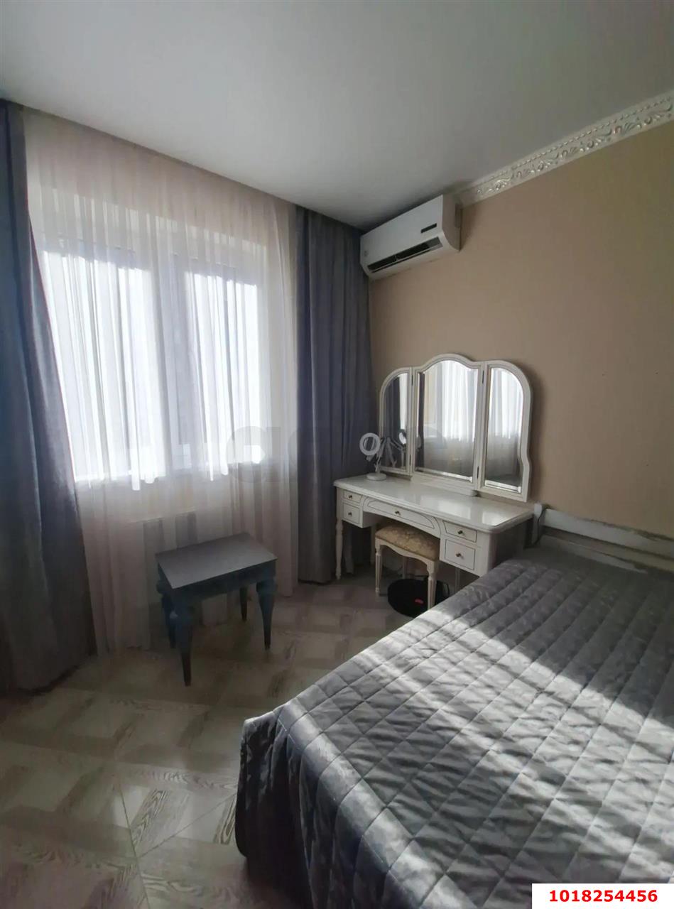 Фото №5: 1-комнатная квартира <span class="whitespace-nowrap">36 м²</span>, <span class="whitespace-nowrap">1/5 эт.</span> - Краснодар, мкр. Прикубанский внутригородской округ, ул. имени В.М. Комарова, 106Бк2