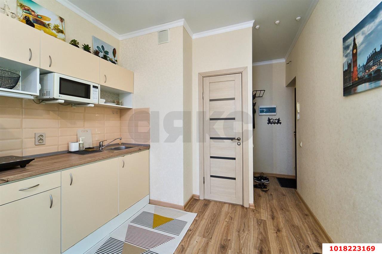 Фото №4: Студия <span class="whitespace-nowrap">20 м²</span>, <span class="whitespace-nowrap">17/17 эт.</span> - Краснодар, Карасунский внутригородской округ, Черёмушки, мкр. ЖК Привилегия, ул. Селезнёва, 4/15к1