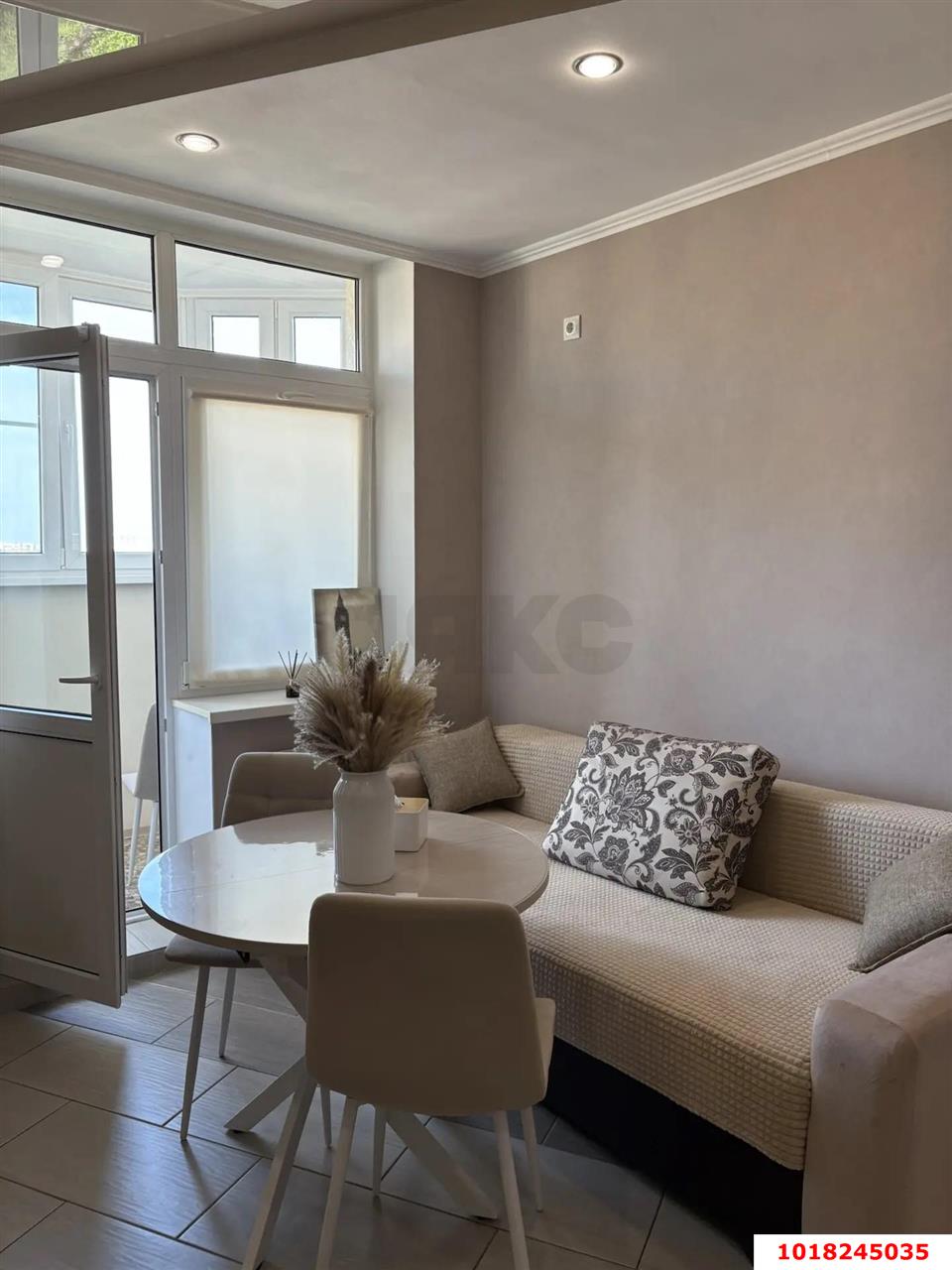Фото №4: 1-комнатная квартира <span class="whitespace-nowrap">43 м²</span>, <span class="whitespace-nowrap">13/17 эт.</span> - Краснодар, Прикубанский внутригородской округ, Панорама, мкр. ЖК Севастопольский, ул. имени Жлобы, 139