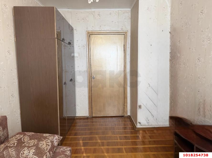Фото №5: 3-комнатная квартира <span class="whitespace-nowrap">63 м²</span>, <span class="whitespace-nowrap">5/5 эт.</span> - Краснодар, мкр. Западный внутригородской округ, ул. 4-я Линия Нефтяников, 5