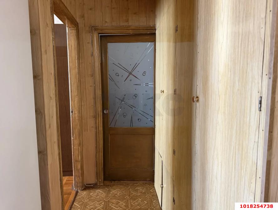 Фото №7: 3-комнатная квартира <span class="whitespace-nowrap">63 м²</span>, <span class="whitespace-nowrap">5/5 эт.</span> - Краснодар, мкр. Западный внутригородской округ, ул. 4-я Линия Нефтяников, 5