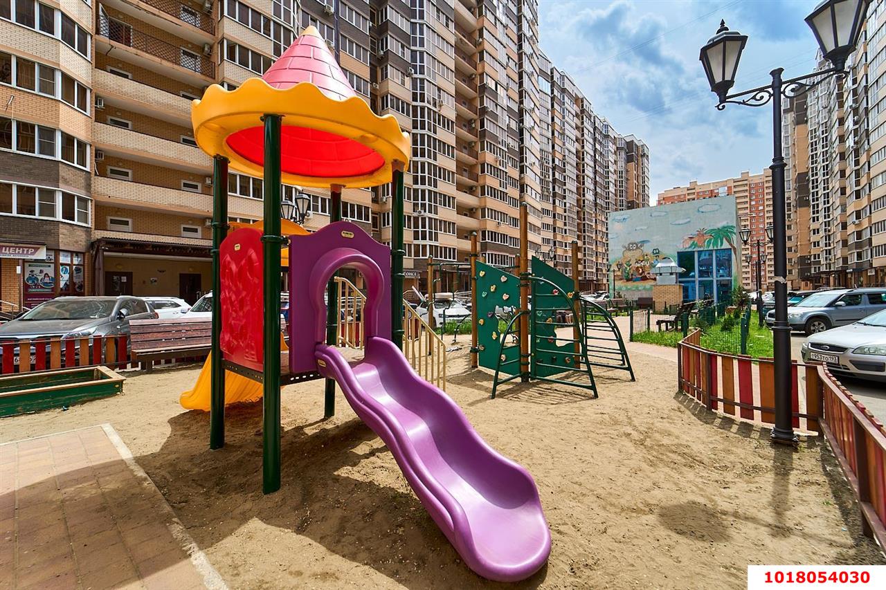 Фото №15: 1-комнатная квартира <span class="whitespace-nowrap">40 м²</span>, <span class="whitespace-nowrap">7/17 эт.</span> - Краснодар, Прикубанский внутригородской округ, Молодёжный, мкр. жилой комплекс Дуэт, ул. Душистая, 77к1