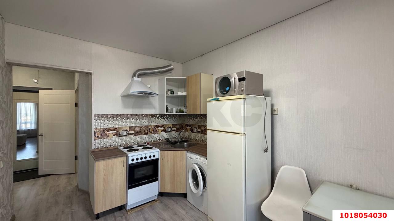 Фото №5: 1-комнатная квартира <span class="whitespace-nowrap">40 м²</span>, <span class="whitespace-nowrap">7/17 эт.</span> - Краснодар, Прикубанский внутригородской округ, Молодёжный, мкр. жилой комплекс Дуэт, ул. Душистая, 77к1