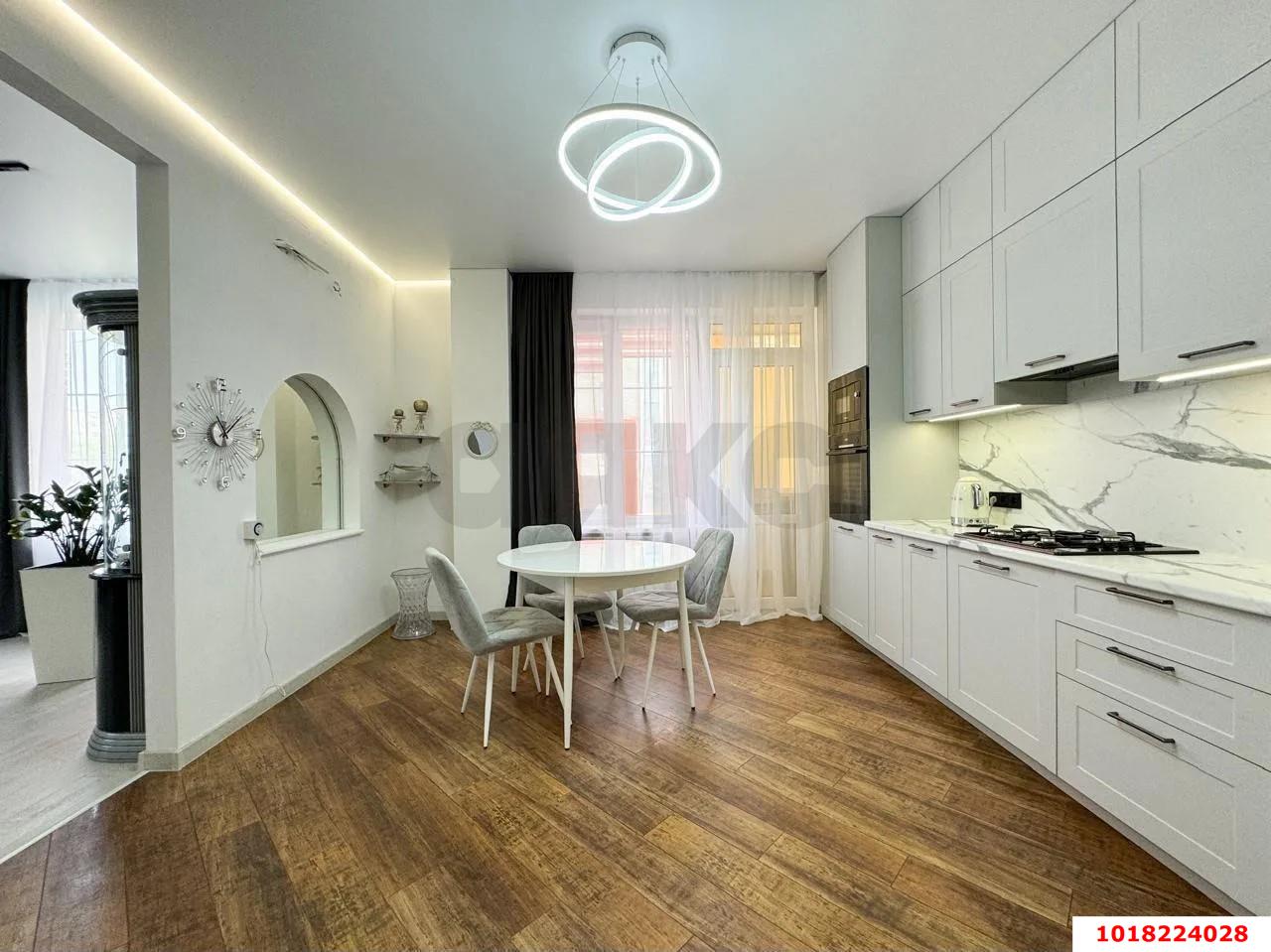 Фото №7: 3-комнатная квартира <span class="whitespace-nowrap">130 м²</span>, <span class="whitespace-nowrap">3/8 эт.</span> - Краснодар, Западный внутригородской округ, мкр. Фестивальный, ул. имени Тургенева, 138/3