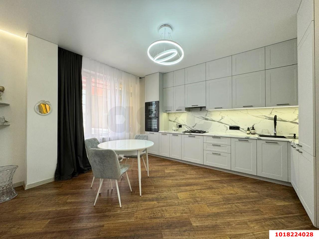Фото №5: 3-комнатная квартира <span class="whitespace-nowrap">130 м²</span>, <span class="whitespace-nowrap">3/8 эт.</span> - Краснодар, Западный внутригородской округ, мкр. Фестивальный, ул. имени Тургенева, 138/3