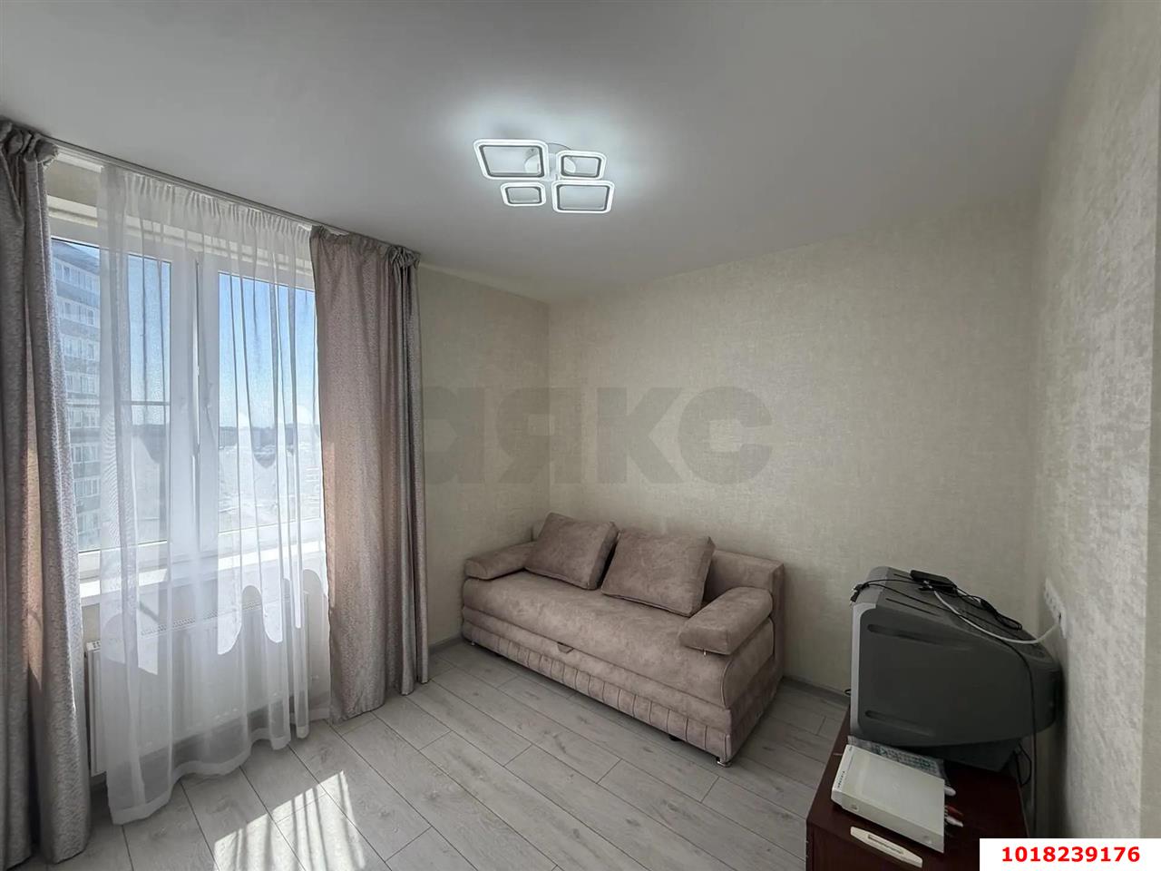 Фото №6: 2-комнатная квартира <span class="whitespace-nowrap">40 м²</span>, <span class="whitespace-nowrap">20/24 эт.</span> - Краснодар, Прикубанский внутригородской округ, мкр. жилой комплекс Свобода, ул. Домбайская, 55к8