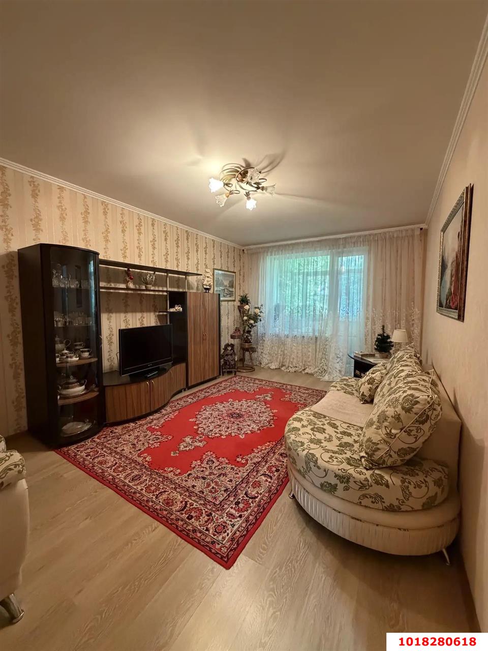 Фото №1: 2-комнатная квартира <span class="whitespace-nowrap">68 м²</span>, <span class="whitespace-nowrap">3/5 эт.</span> - Краснодар, мкр. Западный внутригородской округ, ул. Брянская, 24