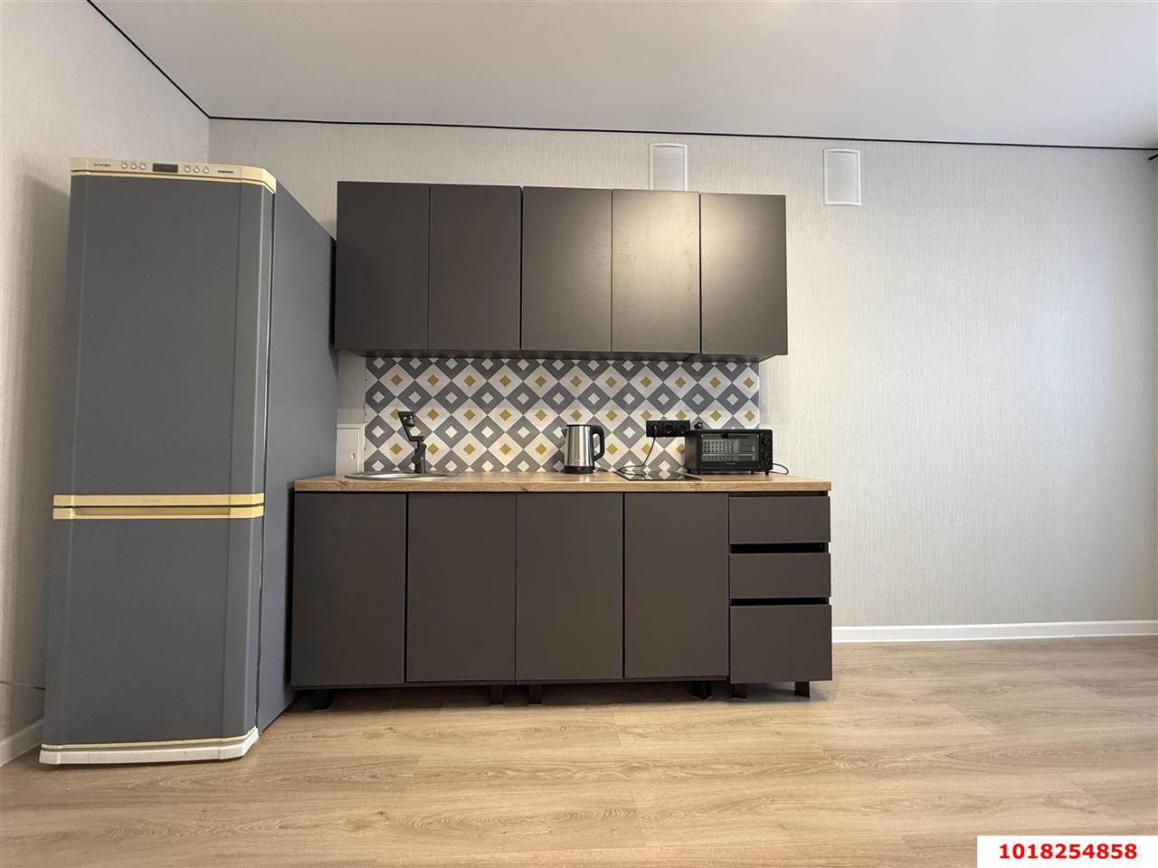 Фото №3: 1-комнатная квартира <span class="whitespace-nowrap">32 м²</span>, <span class="whitespace-nowrap">5/5 эт.</span> - Яблоновский, мкр. ЖК Дарград, ул. Тургеневское Шоссе, 33/4к49