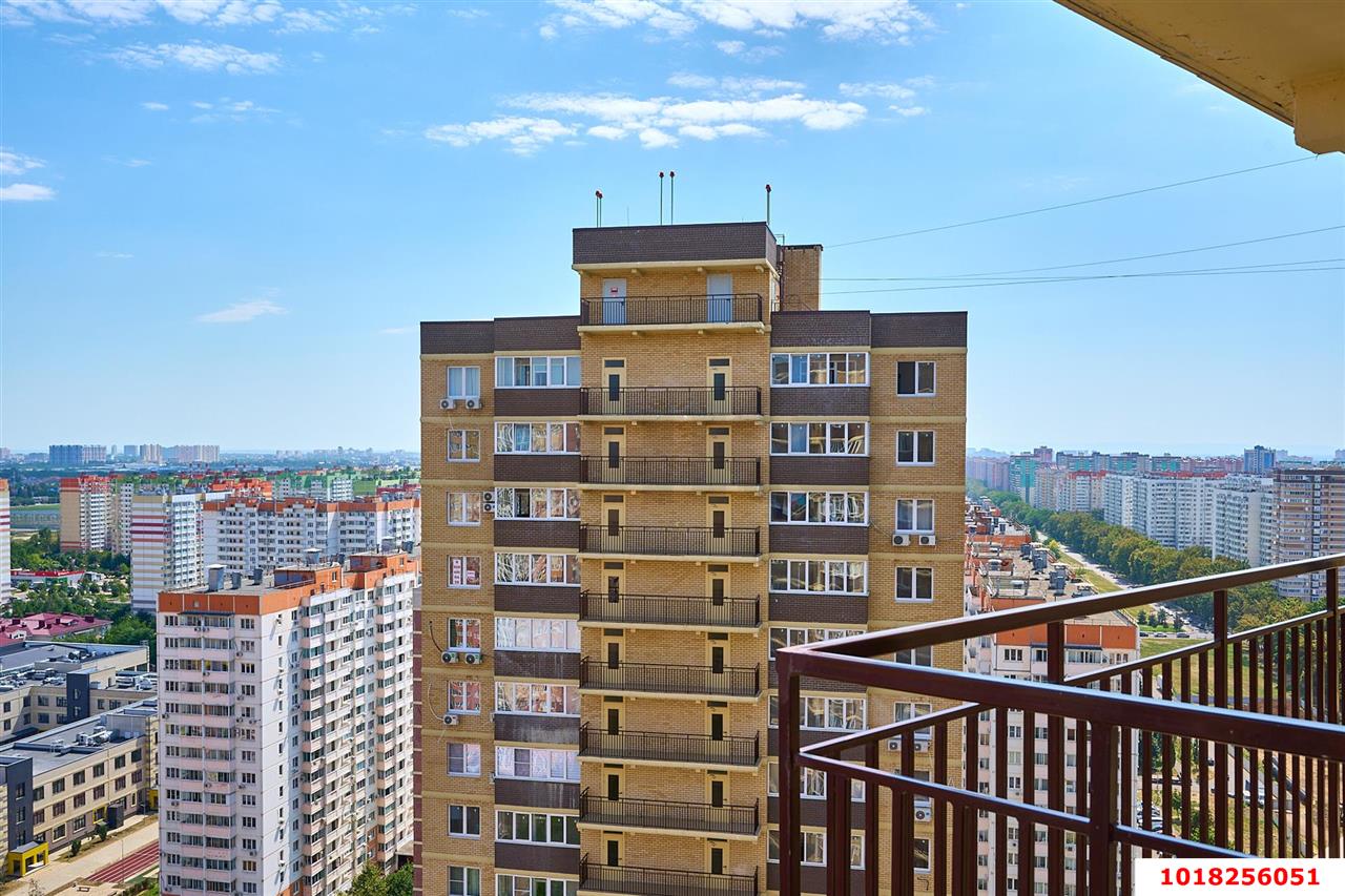 Фото №3: 2-комнатная квартира <span class="whitespace-nowrap">67 м²</span>, <span class="whitespace-nowrap">23/24 эт.</span> - Краснодар, Прикубанский внутригородской округ, мкр. жилой комплекс Свобода, ул. Домбайская, 55к6