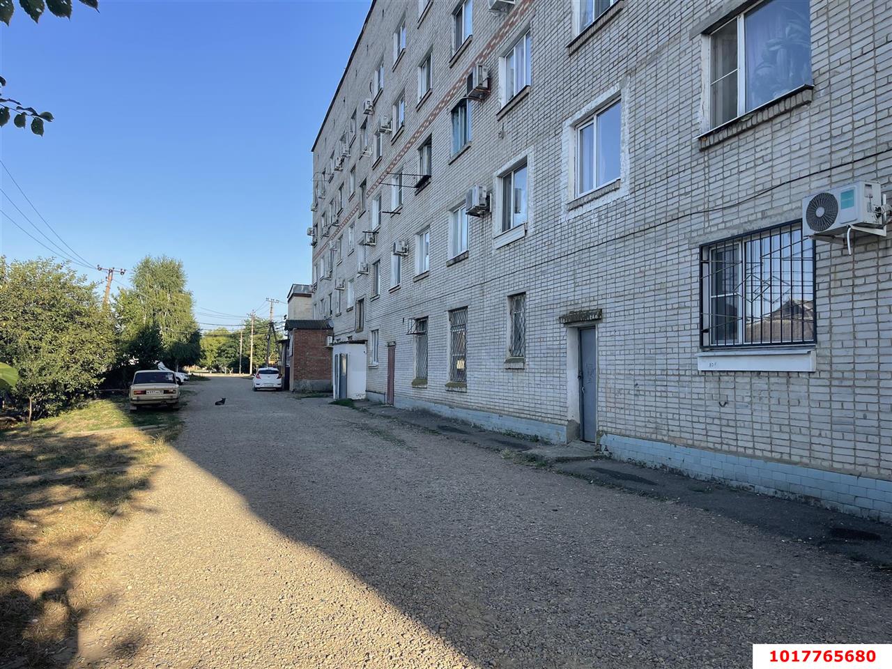 Фото №8: Комната <span class="whitespace-nowrap">17 м²</span>, <span class="whitespace-nowrap">5/5 эт.</span> - Динская, ул. Театральная, 11