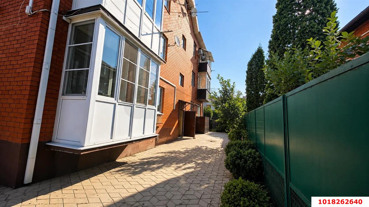 Фото №10: 1-комнатная квартира <span class="whitespace-nowrap">42 м²</span>, <span class="whitespace-nowrap">2/3 эт.</span> - Краснодар, Прикубанский внутригородской округ, Калинино, мкр. Завод Радиоизмерительных Приборов, ул. Бульварная, 32