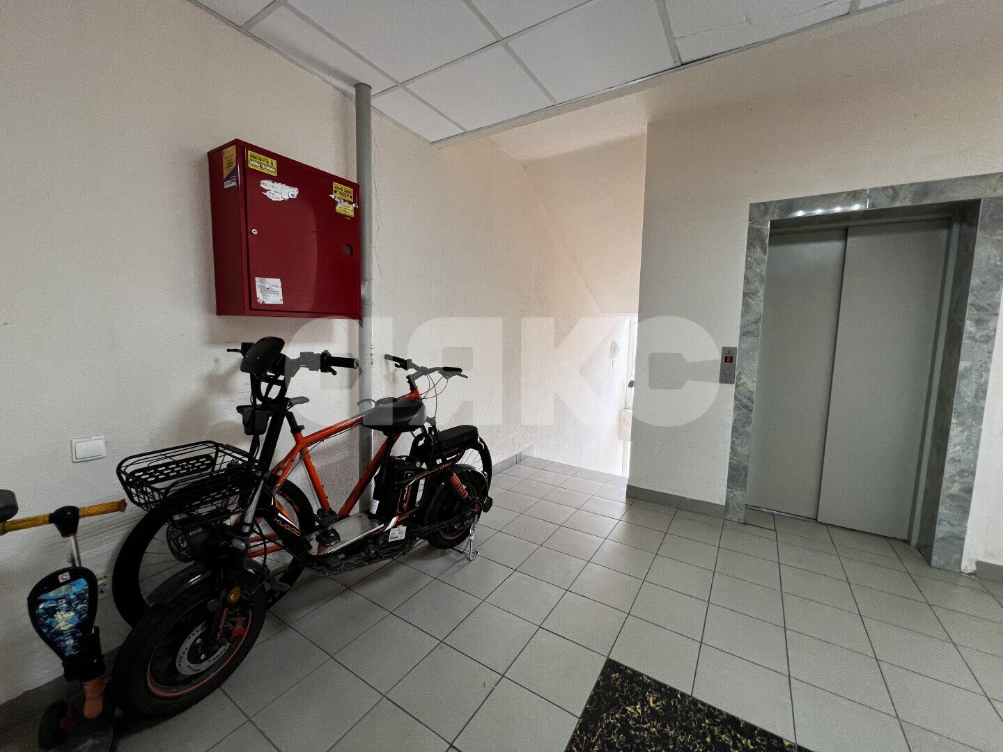 Фото №2: Студия <span class="whitespace-nowrap">28 м²</span>, <span class="whitespace-nowrap">8/10 эт.</span> - Дагомыс, Лазаревский, р. Лазаревский, ул. Гайдара, 2/1