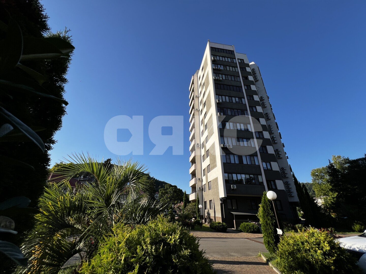 Фото №28: Студия <span class="whitespace-nowrap">42 м²</span>, <span class="whitespace-nowrap">1/13 эт.</span> - Краснодарский край городской округ Сочи