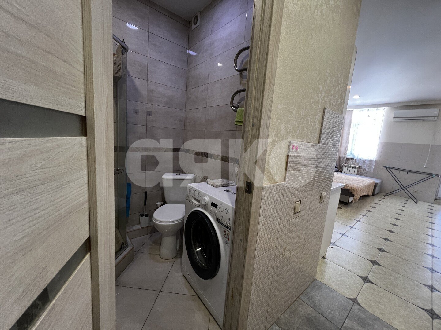 Фото №6: 2-комнатная квартира <span class="whitespace-nowrap">38 м²</span>, <span class="whitespace-nowrap">3/17 эт.</span> - Дагомыс, Лазаревский, мкр. жилой комплекс Босфор, ул. Гайдара, 22