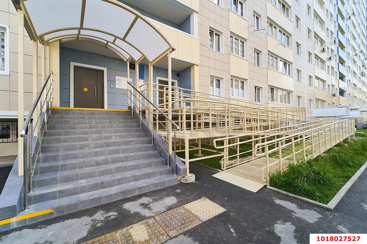 Фото №7: 1-комнатная квартира <span class="whitespace-nowrap">36 м²</span>, <span class="whitespace-nowrap">9/17 эт.</span> - Краснодар, Прикубанский внутригородской округ, Музыкальный, мкр. ЖК Оникс, ул. Российская, 267к5