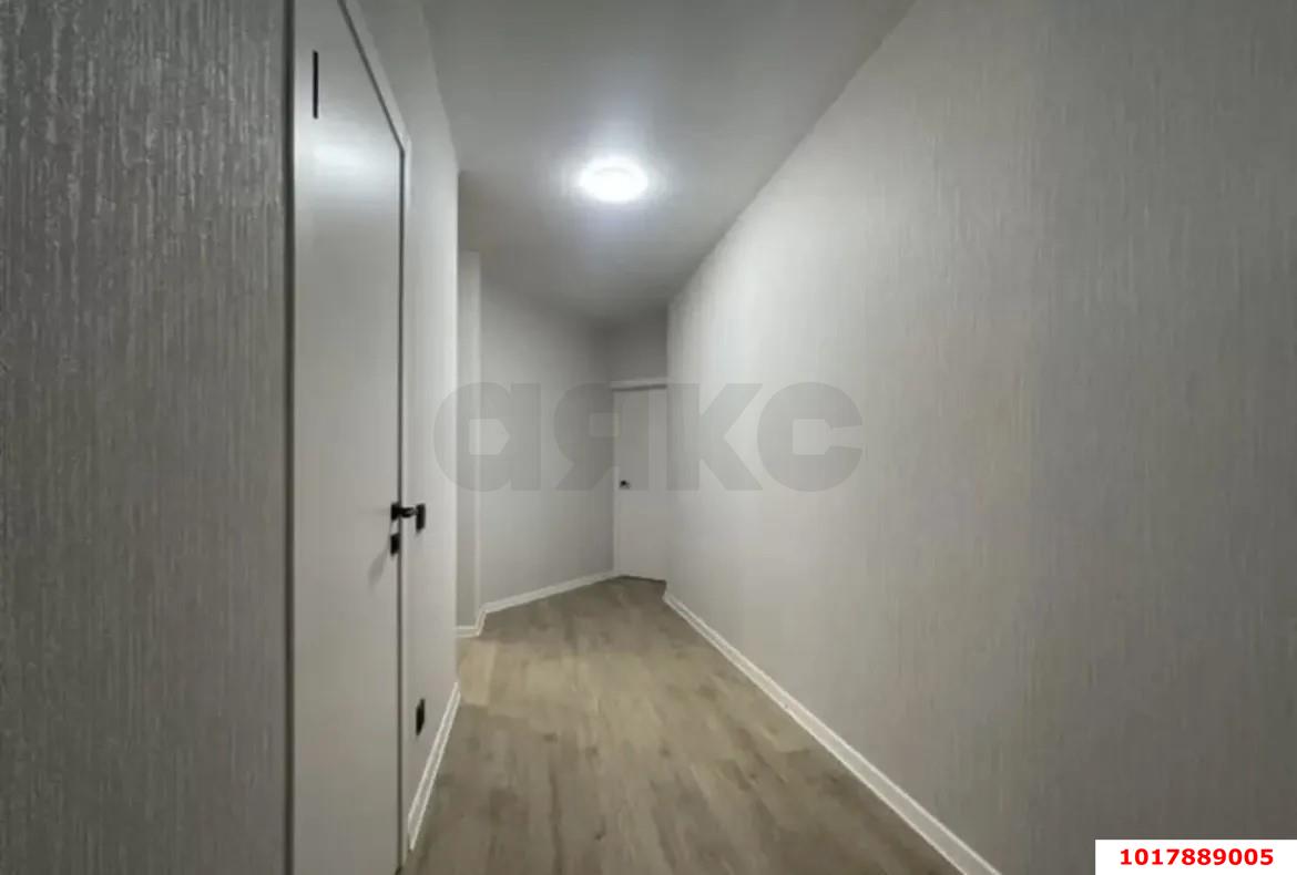 Фото №4: 1-комнатная квартира <span class="whitespace-nowrap">47 м²</span>, <span class="whitespace-nowrap">11/12 эт.</span> - Краснодар, Прикубанский внутригородской округ, мкр. 2-я Площадка, ул. Ветеранов, 85