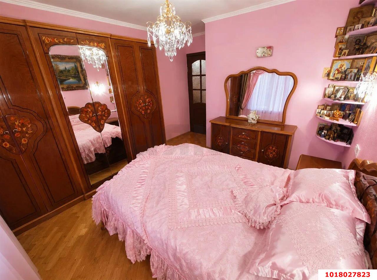 Фото №4: 4-комнатная квартира <span class="whitespace-nowrap">85 м²</span>, <span class="whitespace-nowrap">2/9 эт.</span> - Краснодар, Прикубанский внутригородской округ, Круглик, мкр. Школьный, ул. Школьная, 17
