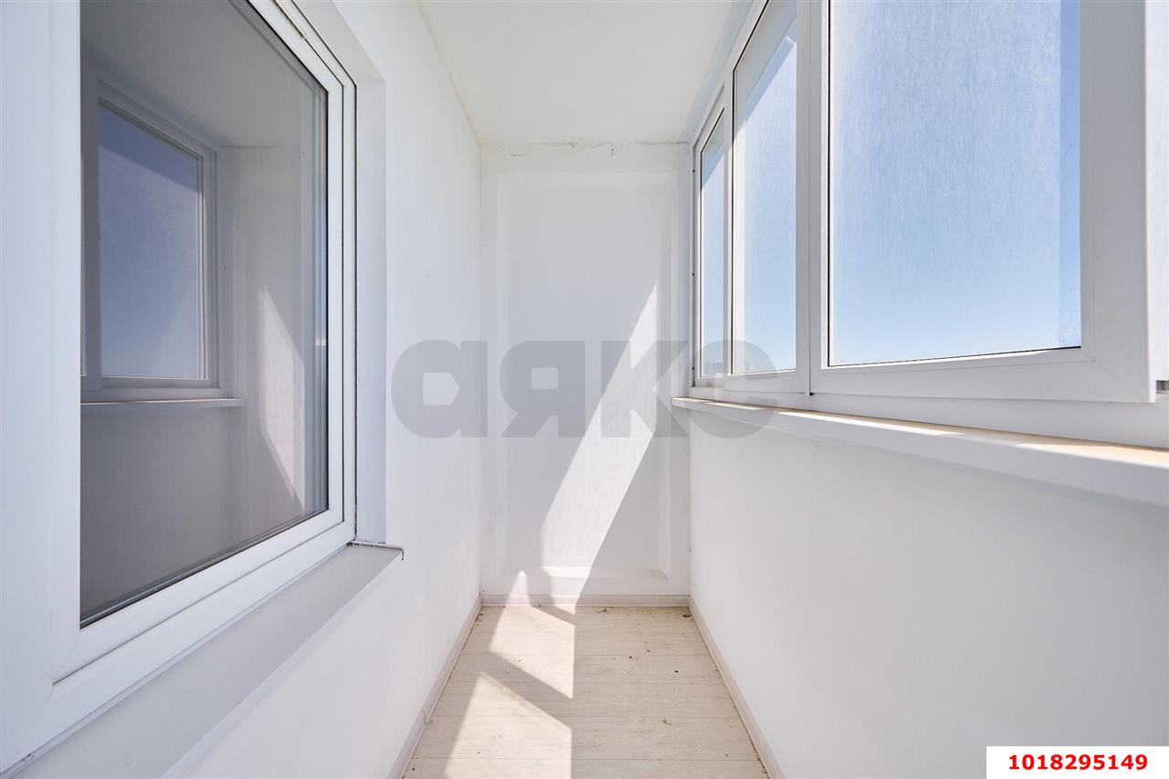 Фото №8: 2-комнатная квартира <span class="whitespace-nowrap">56 м²</span>, <span class="whitespace-nowrap">16/16 эт.</span> - Краснодар, Прикубанский внутригородской округ, Восточный, мкр. жилой комплекс Квартал № 6, ул. Генерал-лейтенанта Александра Сапрунова, 15