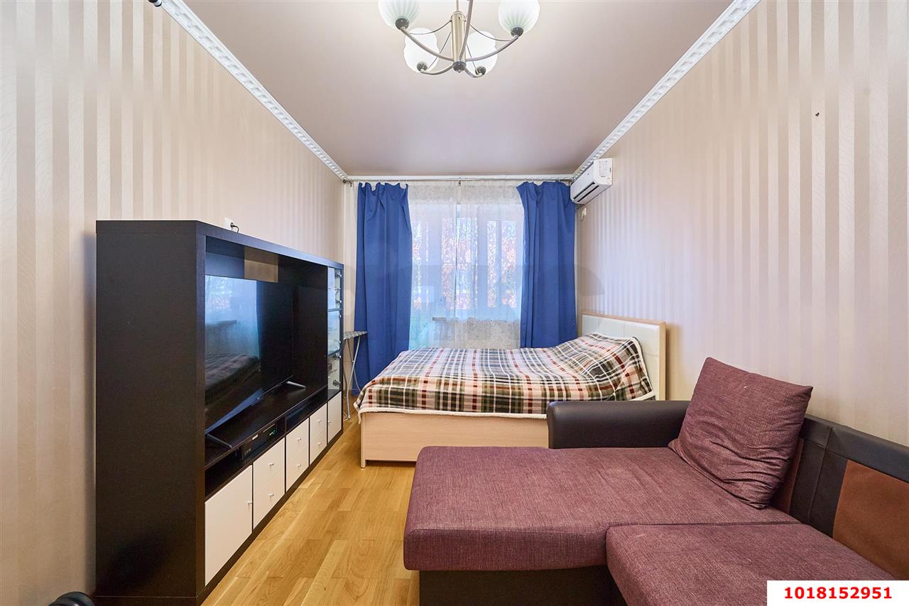 Фото №3: 1-комнатная квартира <span class="whitespace-nowrap">40 м²</span>, <span class="whitespace-nowrap">4/5 эт.</span> - Краснодар, Прикубанский внутригородской округ, мкр. Музыкальный, пер. Шаляпина, 6