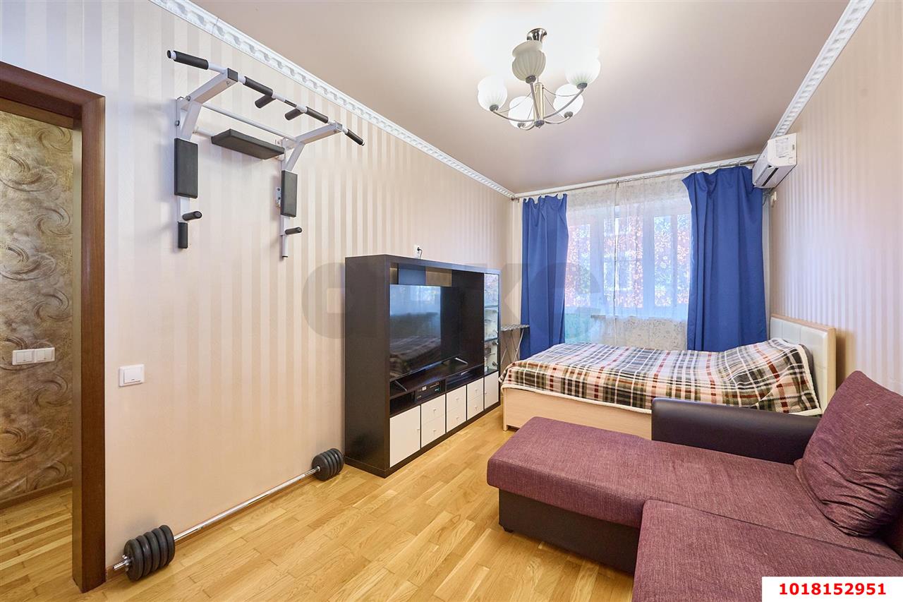 Фото №5: 1-комнатная квартира <span class="whitespace-nowrap">40 м²</span>, <span class="whitespace-nowrap">4/5 эт.</span> - Краснодар, Прикубанский внутригородской округ, мкр. Музыкальный, пер. Шаляпина, 6
