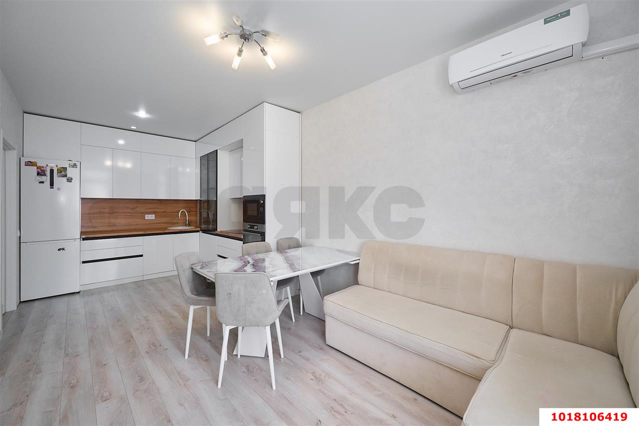 Фото №9: 2-комнатная квартира <span class="whitespace-nowrap">65 м²</span>, <span class="whitespace-nowrap">10/23 эт.</span> - Краснодар, Прикубанский внутригородской округ, мкр. Любимово, 18