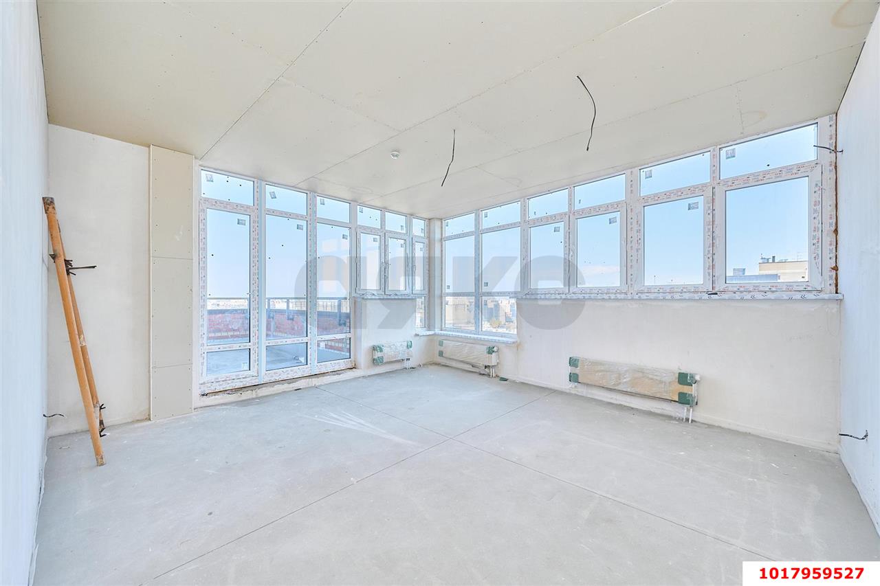 Фото №4: Пентхаус <span class="whitespace-nowrap">200 м²</span>, <span class="whitespace-nowrap">25/25 эт.</span> - Краснодар, Карасунский внутригородской округ, Хлопчато-бумажный Комбинат, мкр. жилой комплекс Галактика, ул. Уральская, 71к2