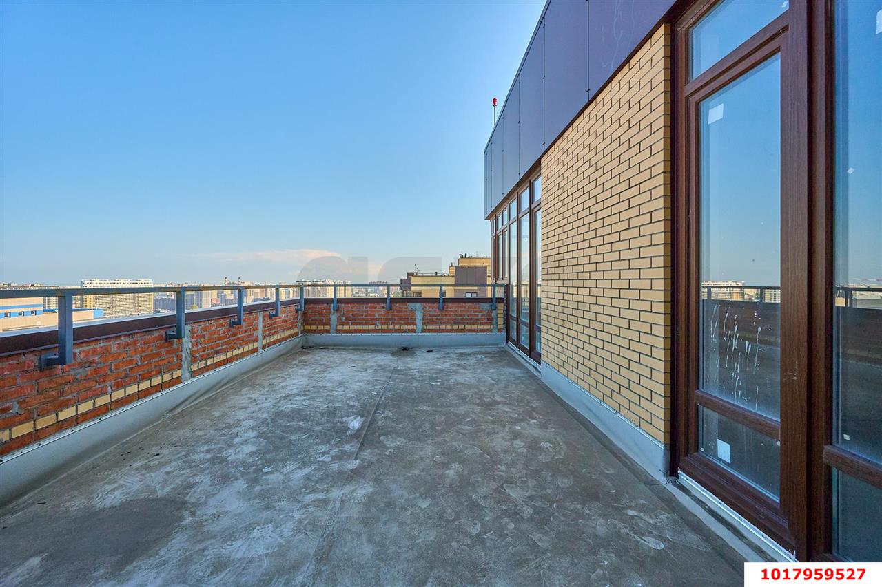 Фото №3: Пентхаус <span class="whitespace-nowrap">200 м²</span>, <span class="whitespace-nowrap">25/25 эт.</span> - Краснодар, Карасунский внутригородской округ, Хлопчато-бумажный Комбинат, мкр. жилой комплекс Галактика, ул. Уральская, 71к2