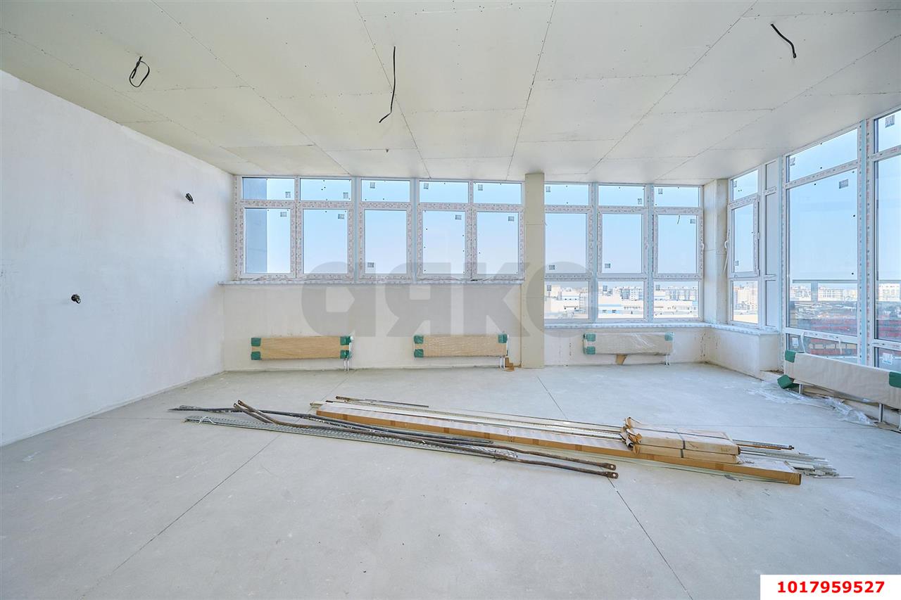 Фото №8: Пентхаус <span class="whitespace-nowrap">200 м²</span>, <span class="whitespace-nowrap">25/25 эт.</span> - Краснодар, Карасунский внутригородской округ, Хлопчато-бумажный Комбинат, мкр. жилой комплекс Галактика, ул. Уральская, 71к2