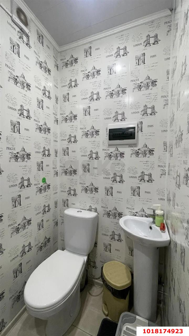 Фото №8: 3-комнатная квартира <span class="whitespace-nowrap">56 м²</span>, <span class="whitespace-nowrap">1/1 эт.</span> - Краснодар, Центральный внутригородской округ, мкр. Черёмушки, ул. Айвазовского, 43