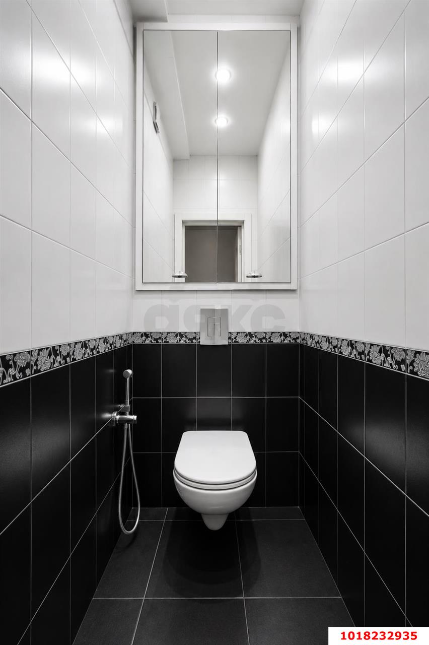 Фото №16: 2-комнатная квартира <span class="whitespace-nowrap">83 м²</span>, <span class="whitespace-nowrap">11/24 эт.</span> - Краснодар, Западный внутригородской округ, ЖК Октябрьский, мкр. Центральный, ул. Октябрьская, 181/2