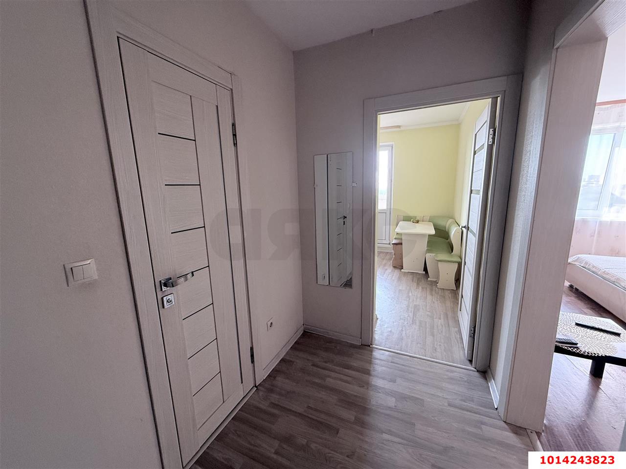 Фото №5: 1-комнатная квартира <span class="whitespace-nowrap">42 м²</span>, <span class="whitespace-nowrap">11/16 эт.</span> - Краснодар, Прикубанский внутригородской округ, мкр. Микрохирургии глаза, ул. Академика Лукьяненко, 16/1