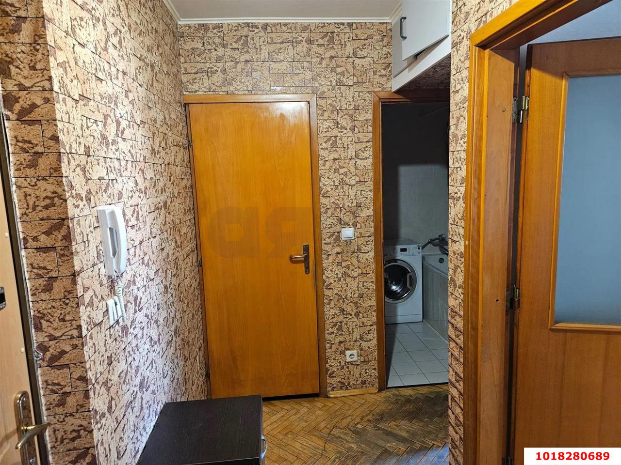Фото №5: 1-комнатная квартира <span class="whitespace-nowrap">37 м²</span>, <span class="whitespace-nowrap">8/9 эт.</span> - Краснодар, Прикубанский внутригородской округ, мкр. имени Маршала Жукова, ул. имени Дзержинского, 203