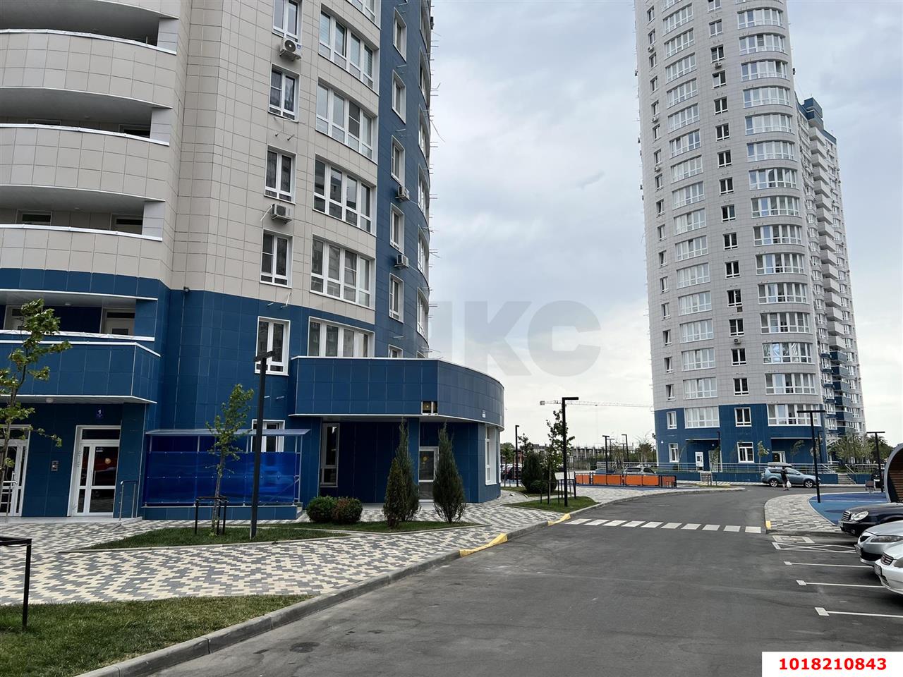 Фото №3: Студия <span class="whitespace-nowrap">88 м²</span>, <span class="whitespace-nowrap">1/24 эт.</span> - Краснодар, Центральный внутригородской округ, Черёмушки, мкр. ЖК Фонтаны, ул. Воронежская, 47Б
