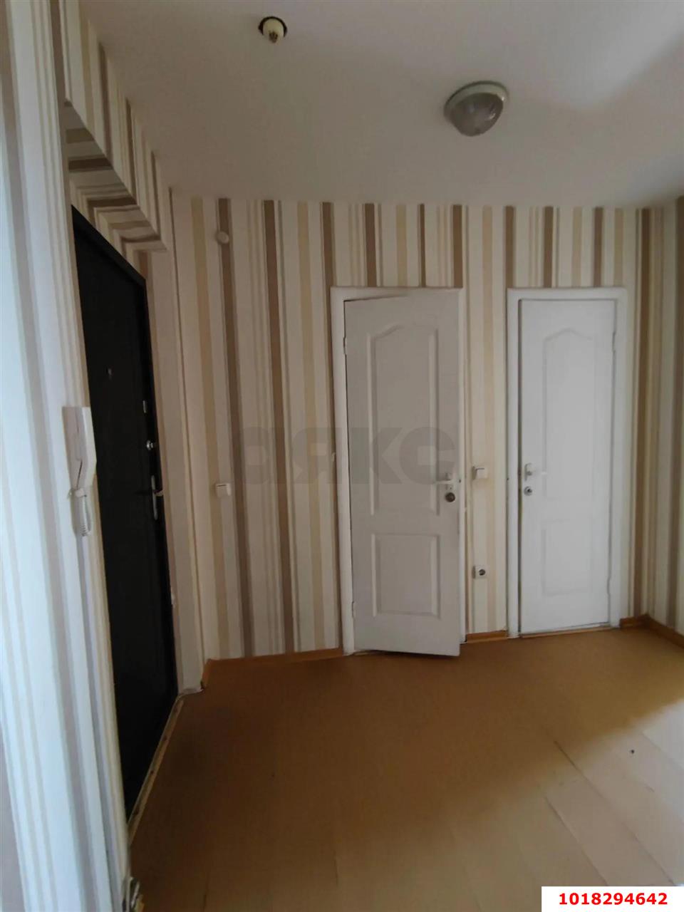 Фото №7: 2-комнатная квартира <span class="whitespace-nowrap">55 м²</span>, <span class="whitespace-nowrap">10/16 эт.</span> - Краснодар, Прикубанский внутригородской округ, мкр. Военный городок № 109, ул. Кореновская, 69