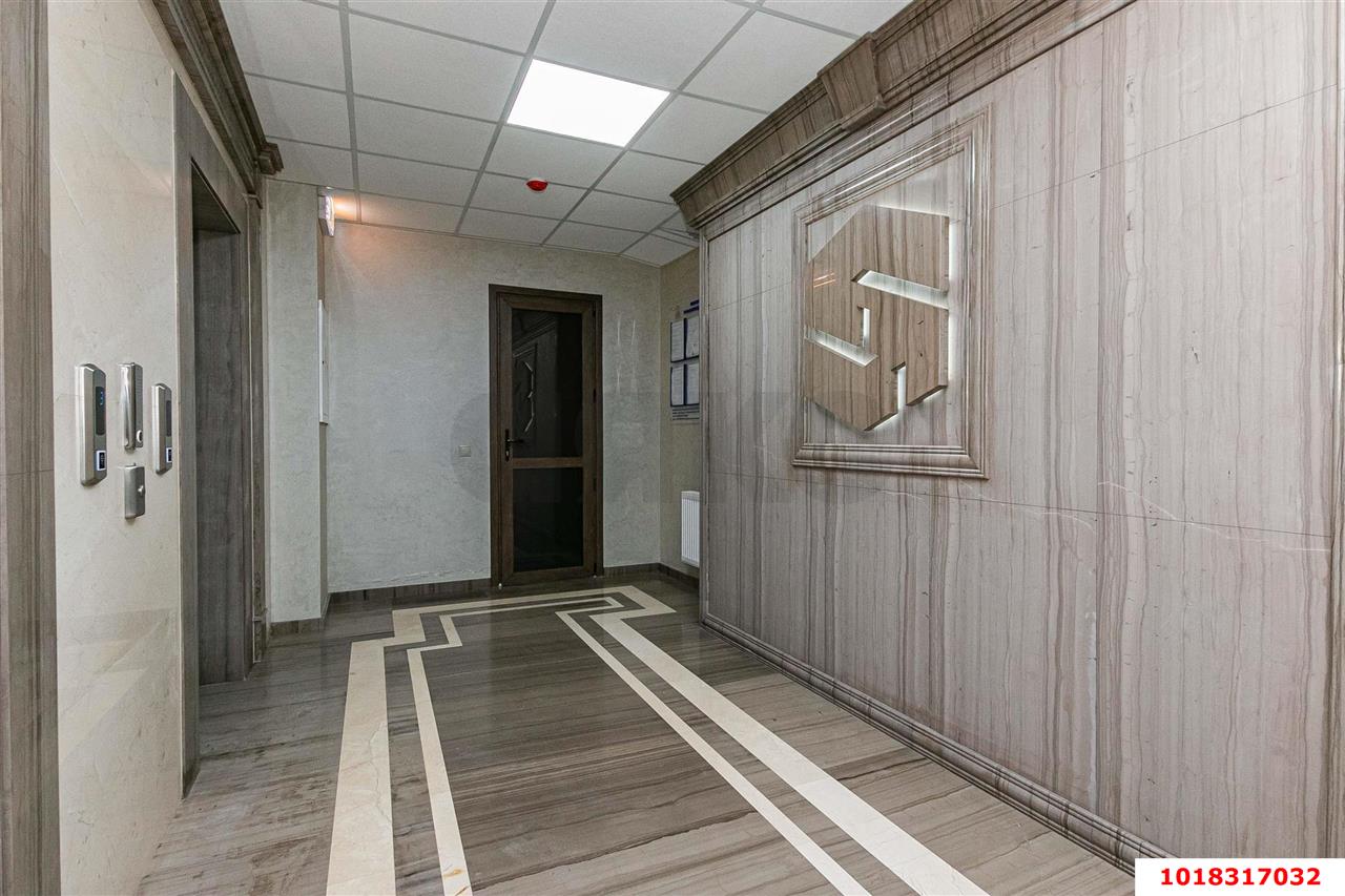 Фото №8: 3-комнатная квартира <span class="whitespace-nowrap">86 м²</span>, <span class="whitespace-nowrap">13/16 эт.</span> - Краснодар, Центральный внутригородской округ, мкр. Центральный, ул. Митрофана Седина, 51/1