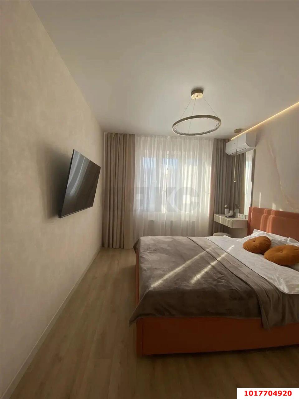 Фото №2: 2-комнатная квартира <span class="whitespace-nowrap">54 м²</span>, <span class="whitespace-nowrap">12/19 эт.</span> - Краснодар, Прикубанский внутригородской округ, мкр. ЖК Красная Площадь, ул. им. Мурата Ахеджака, 12