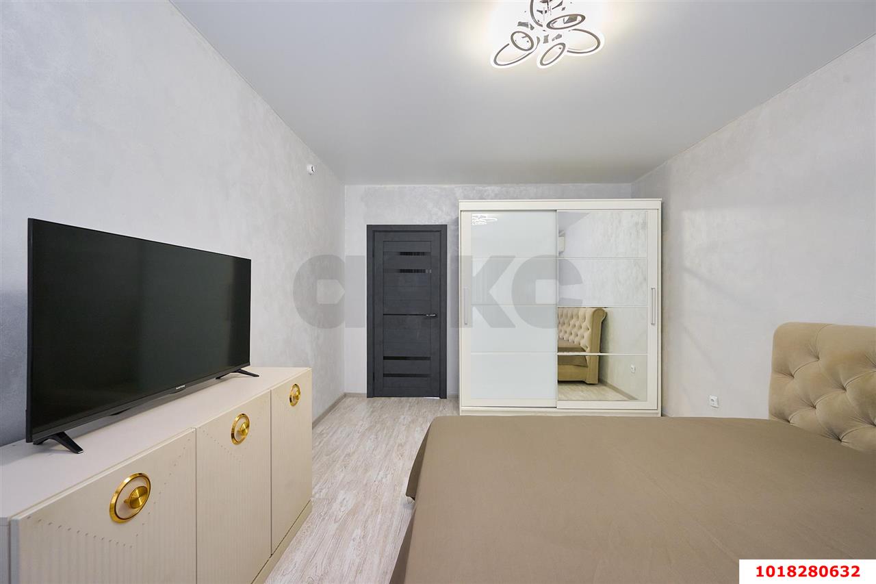 Фото №7: 3-комнатная квартира <span class="whitespace-nowrap">90 м²</span>, <span class="whitespace-nowrap">2/16 эт.</span> - Краснодар, Прикубанский внутригородской округ, Восточный, мкр. жилой комплекс Квартал № 6, ул. Генерал-лейтенанта Александра Сапрунова, 17