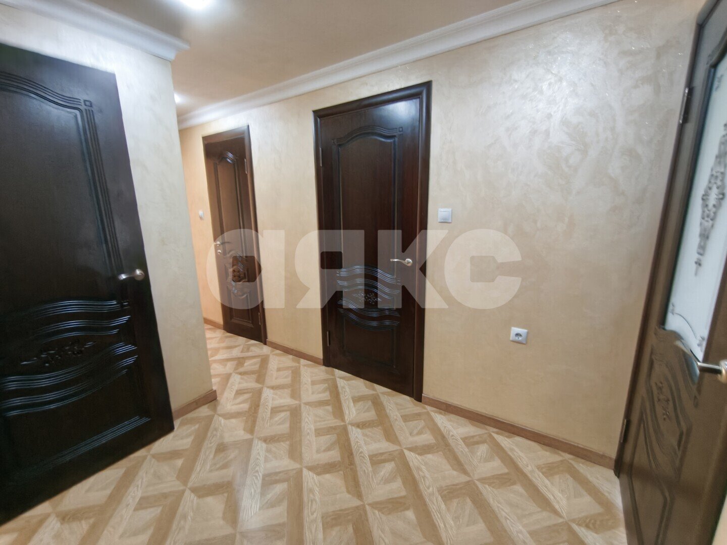 Фото №3: 2-комнатная квартира <span class="whitespace-nowrap">62 м²</span>, <span class="whitespace-nowrap">2/5 эт.</span> - Горячий Ключ, мкр. Администрация, ул. Ленина, 236