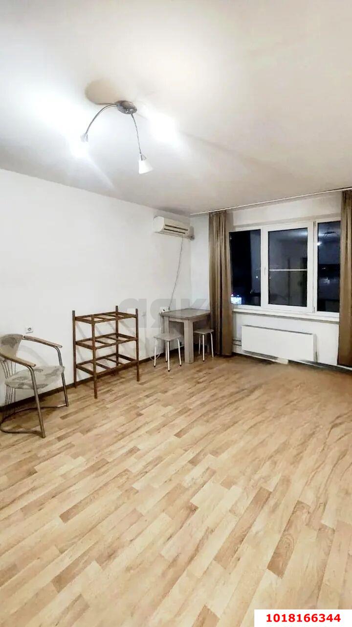 Фото №1: 1-комнатная квартира <span class="whitespace-nowrap">41 м²</span>, <span class="whitespace-nowrap">3/16 эт.</span> - Краснодар, Прикубанский внутригородской округ, мкр. Репино, пр-д Репина, 28