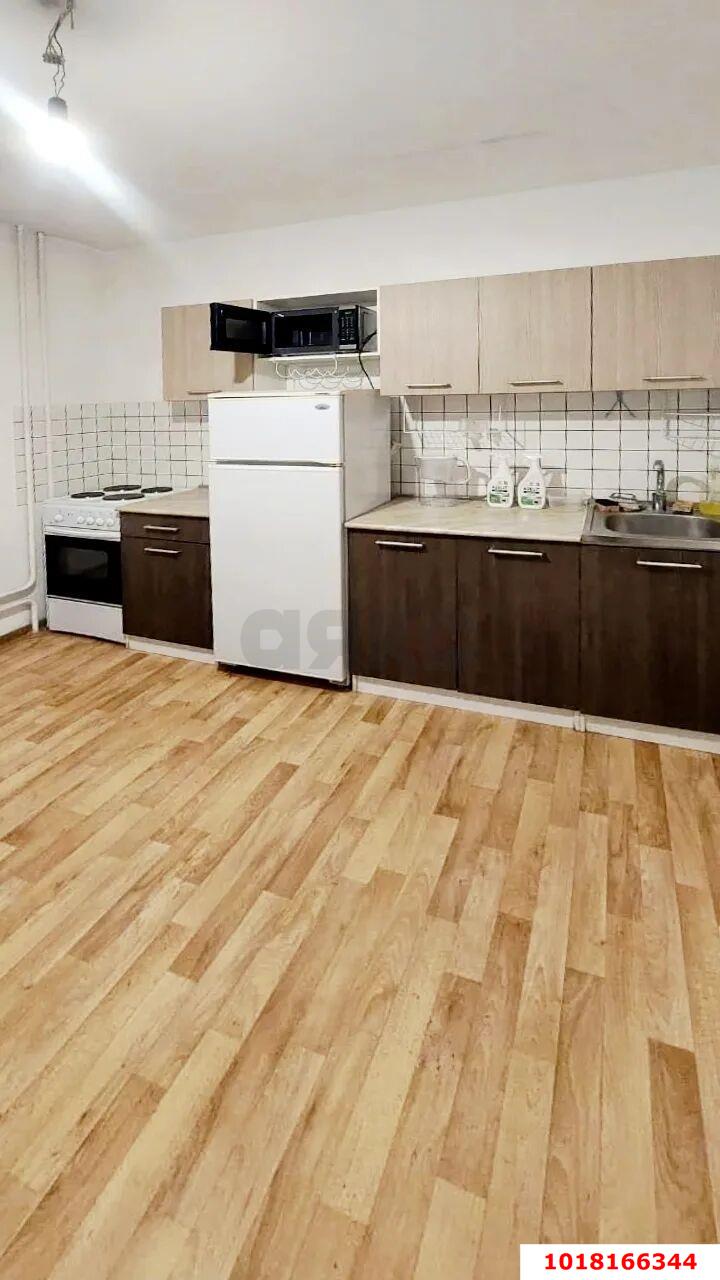 Фото №2: 1-комнатная квартира <span class="whitespace-nowrap">41 м²</span>, <span class="whitespace-nowrap">3/16 эт.</span> - Краснодар, Прикубанский внутригородской округ, мкр. Репино, пр-д Репина, 28