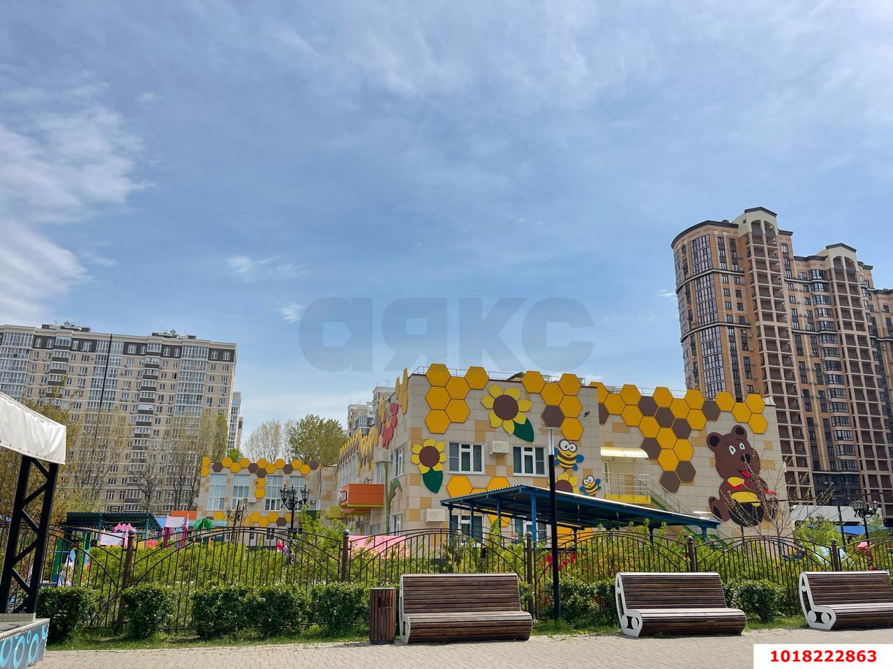 Фото №12: Студия <span class="whitespace-nowrap">29 м²</span>, <span class="whitespace-nowrap">4/22 эт.</span> - Краснодар, Прикубанский внутригородской округ, мкр. Достояние, ул. Григория Булгакова, 8к1