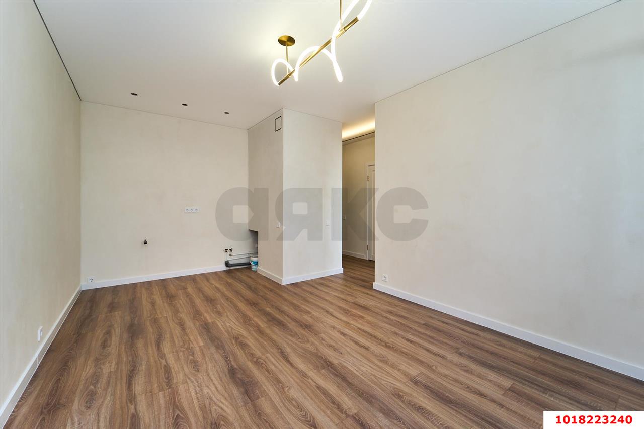 Фото №7: 1-комнатная квартира <span class="whitespace-nowrap">35 м²</span>, <span class="whitespace-nowrap">6/23 эт.</span> - Краснодар, Карасунский внутригородской округ, Камвольно-суконный Комбинат, мкр. ЖК Урал, ул. Уральская, 87/7