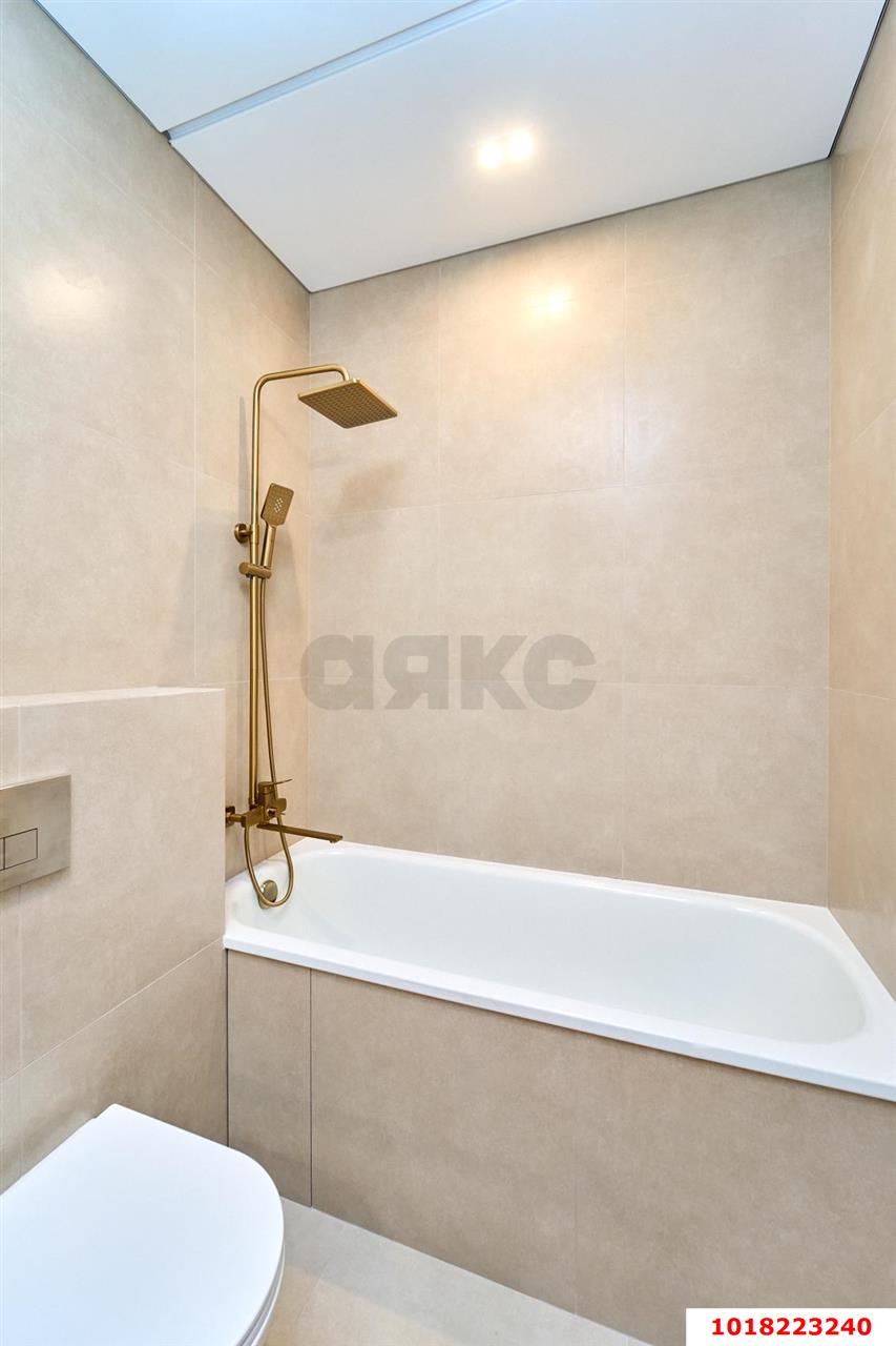 Фото №5: 1-комнатная квартира <span class="whitespace-nowrap">35 м²</span>, <span class="whitespace-nowrap">6/23 эт.</span> - Краснодар, Карасунский внутригородской округ, Камвольно-суконный Комбинат, мкр. ЖК Урал, ул. Уральская, 87/7